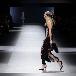 NEW Versace Runway Black Ankle-Strap Silver Metal Stiletto Pump Size: 37